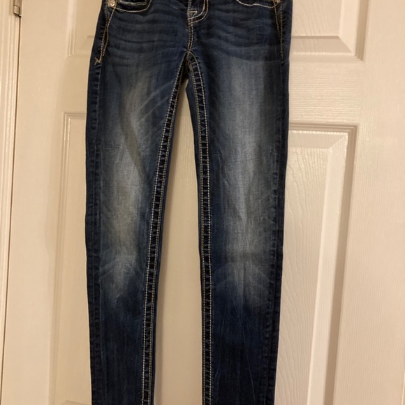 Miss Me Jeans - Picture 2 of 8